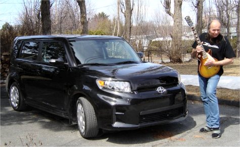 Giz Scion xB