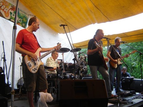 live en 2010